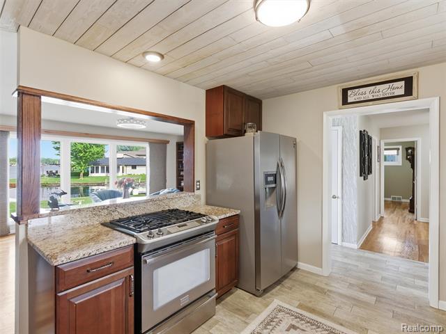 Builiding view fifteen for 12099 Torrey, Fenton, MI. 48430