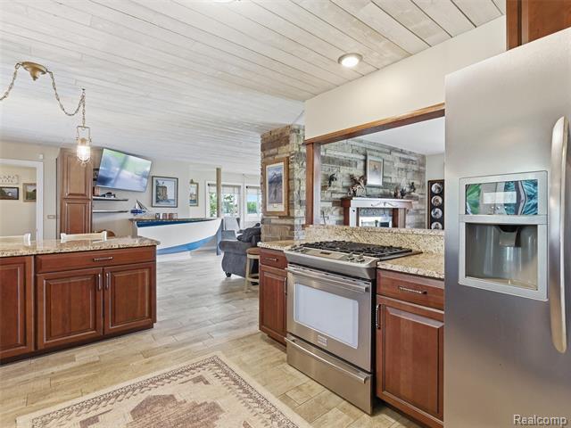 Builiding view sixteen for 12099 Torrey, Fenton, MI. 48430