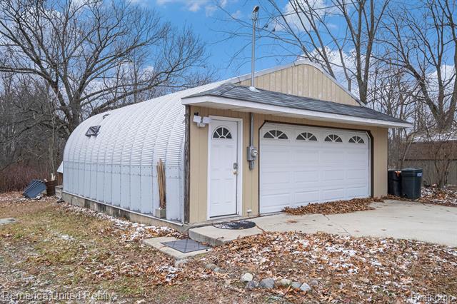 Builiding view twenty nine for 12237 Dalhart, Fenton, MI. 48430