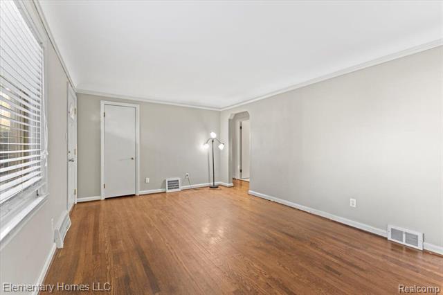 Builiding view eleven for 1017 Woodsboro, Royal Oak, MI. 48067