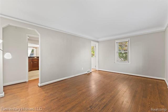 Builiding view ten for 1017 Woodsboro, Royal Oak, MI. 48067