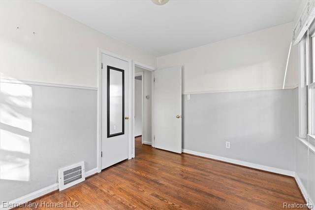 Builiding view thirteen for 1017 Woodsboro, Royal Oak, MI. 48067