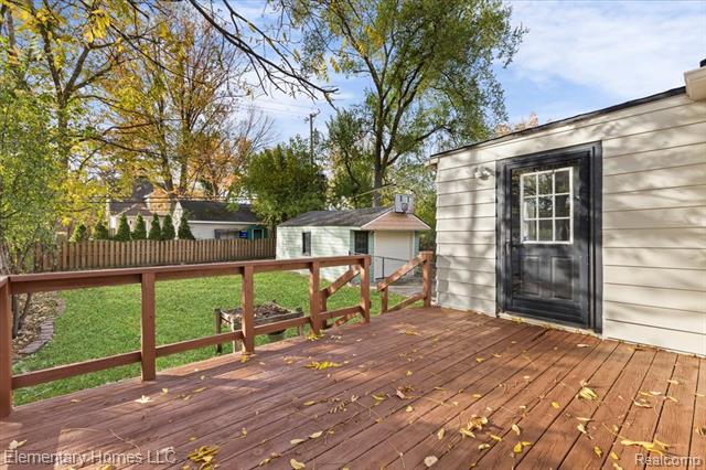 Builiding view twenty two for 1017 Woodsboro, Royal Oak, MI. 48067