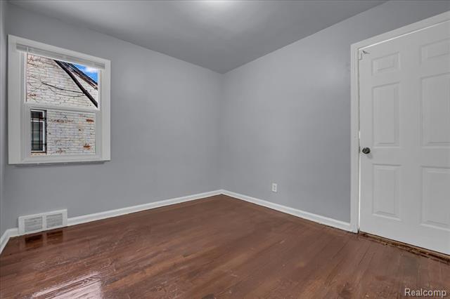 Builiding view fifteen for 17212 Sunderland, Detroit, MI. 48219