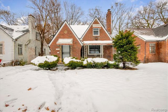 front view for 17212 Sunderland Road, Detroit, Mi. 48219
