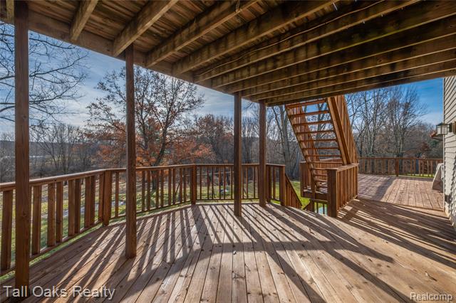 Builiding view thirty four for 731 Cherry Hill, Columbiaville, MI. 48421