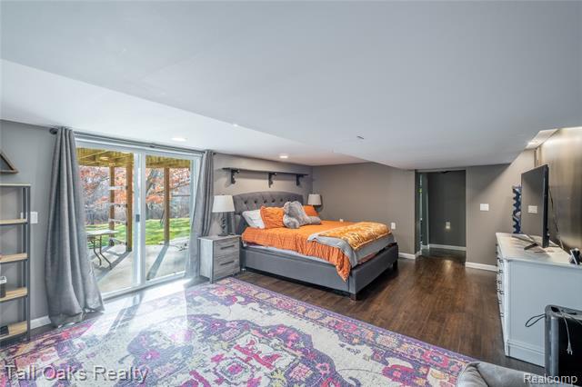 Builiding view thirty one for 731 Cherry Hill, Columbiaville, MI. 48421