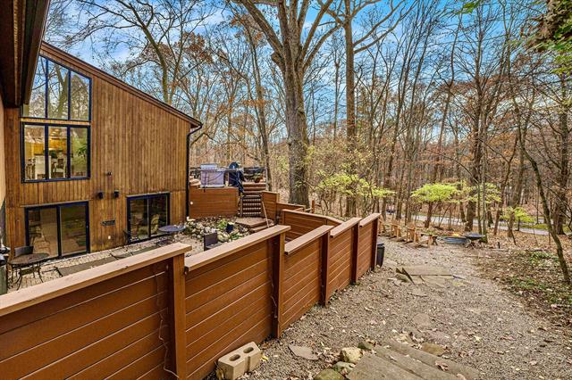 Builiding view five for 28485 S Harwich, Farmington, MI. 48334