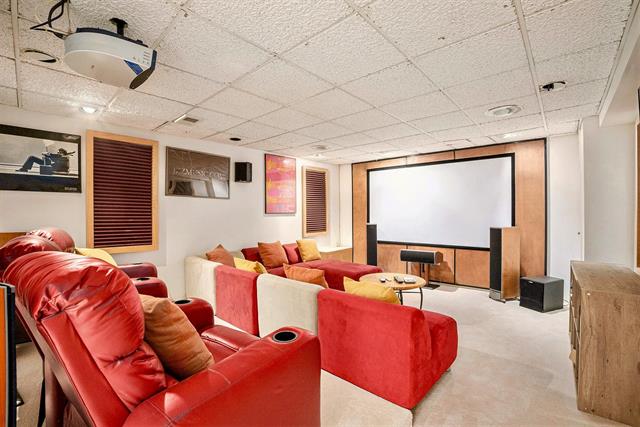 Builiding view twenty nine for 28485 S Harwich, Farmington, MI. 48334