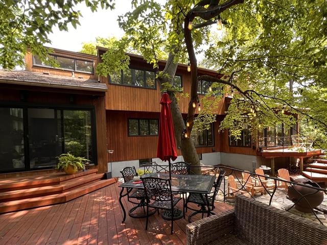 Builiding view two for 28485 S Harwich, Farmington, MI. 48334