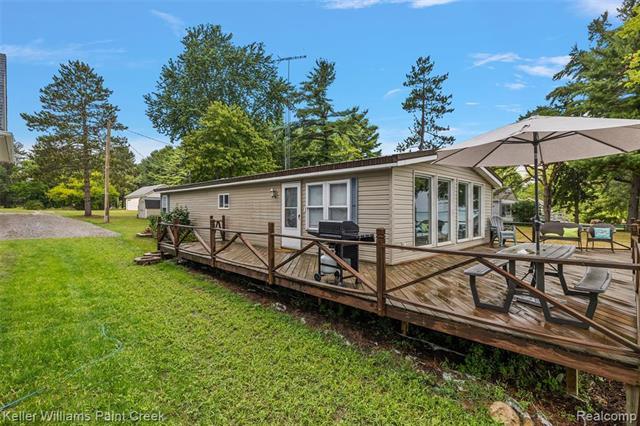 Builiding view forty four for 8723 Lakeshore, Lexington, MI. 48450