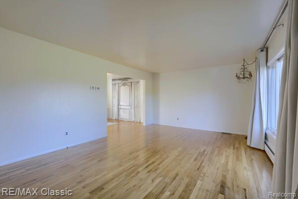 Builiding view four for 29230 Bermuda, Southfield, MI. 48076