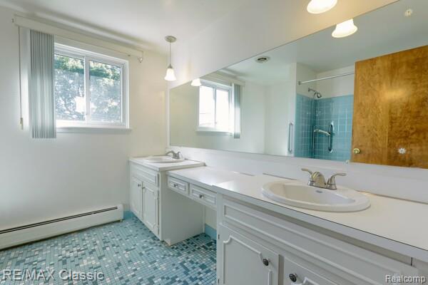 Builiding view thirty two for 29230 Bermuda, Southfield, MI. 48076