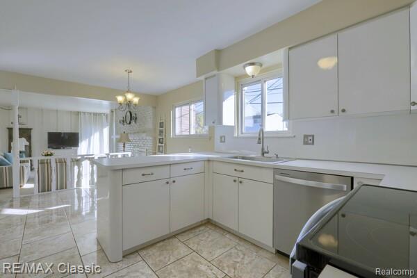 Builiding view twelve for 29230 Bermuda, Southfield, MI. 48076