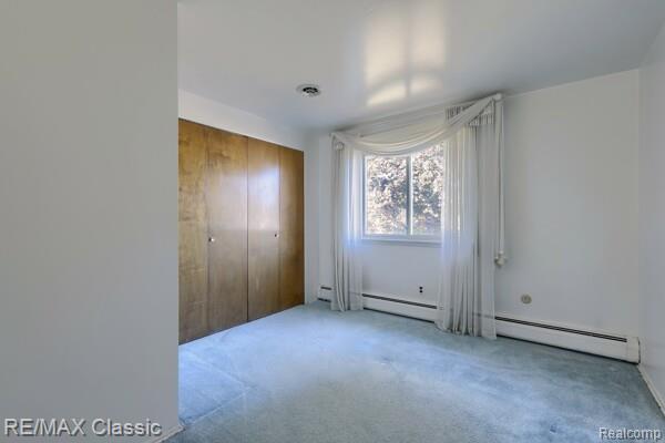 Builiding view twenty seven for 29230 Bermuda, Southfield, MI. 48076