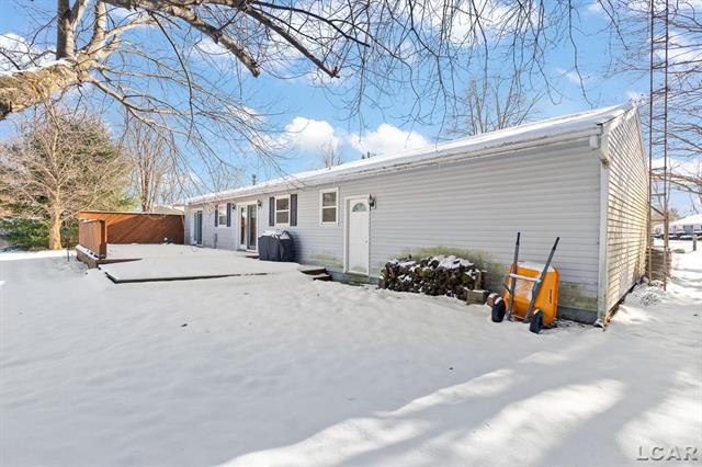 Builiding view thirty for 1464 Mardan Drive, Adrian, MI. 49221