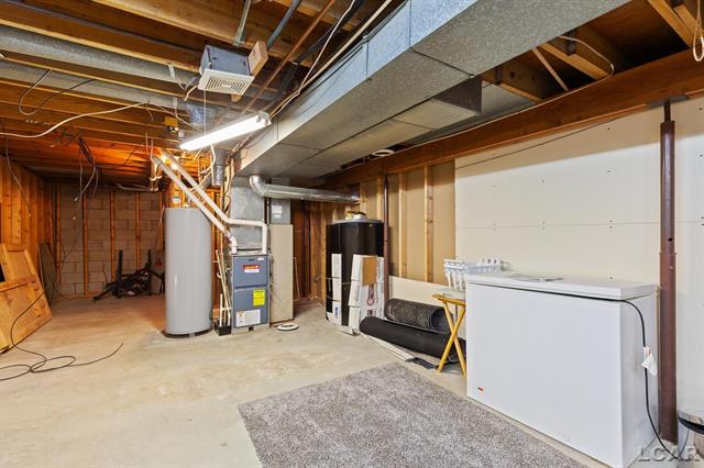 Builiding view twenty nine for 1464 Mardan Drive, Adrian, MI. 49221