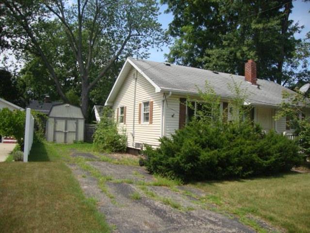 Builiding view one for 917 Hickory St., Owosso, MI. 48867