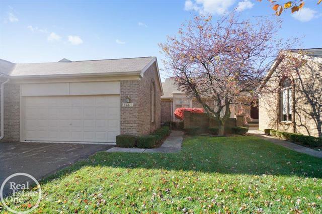 front view for 39811 Albright, Clinton Township, Mi. 48038