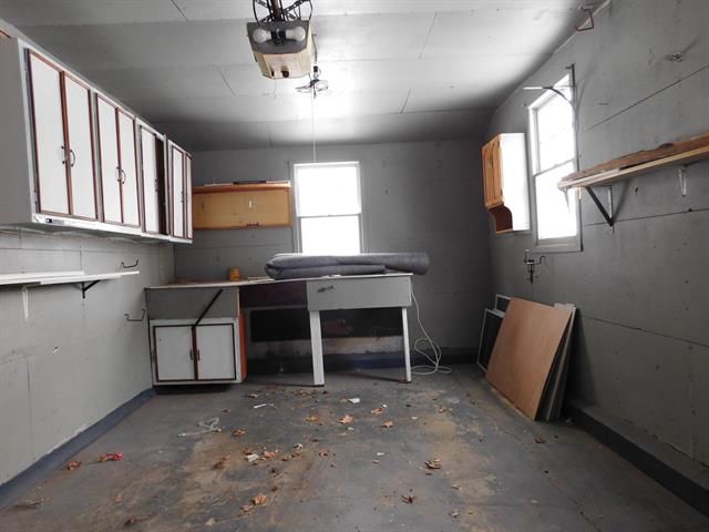 Builiding view fifteen for 160 Fairfield Dr, Coldwater, MI. 49036