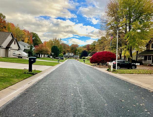Builiding view thirty three for 7850 Nutrush, Freeland, MI. 48623