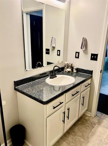 Builiding view twenty two for 7850 Nutrush, Freeland, MI. 48623