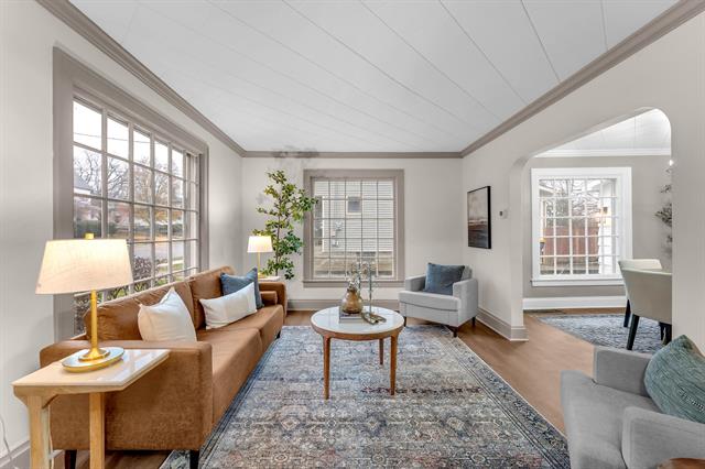 Builiding view eighteen for 1233 Emerald, Grand Rapids, MI. 49505