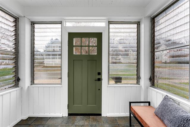 Builiding view three for 1233 Emerald, Grand Rapids, MI. 49505