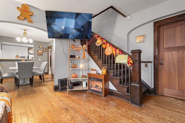 Builiding view nine for 101 Haines, Dowagiac, MI. 49047