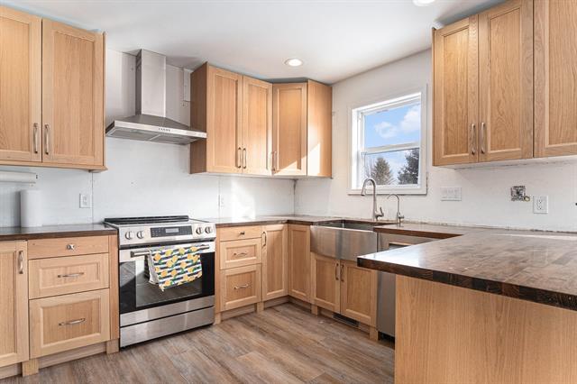 Builiding view nineteen for 7120 Russet, Rockford, MI. 49341