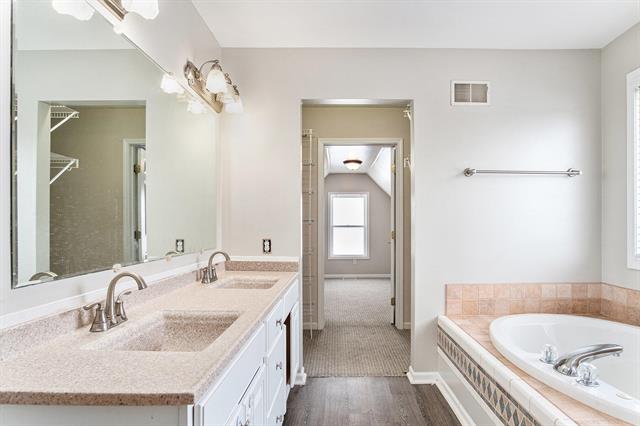 Builiding view twenty four for 7120 Russet, Rockford, MI. 49341