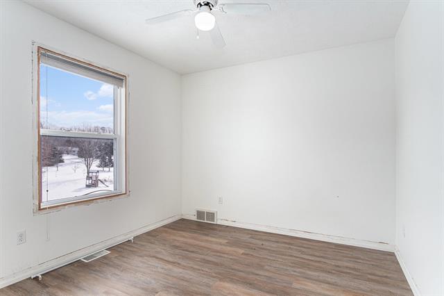 Builiding view twenty nine for 7120 Russet, Rockford, MI. 49341