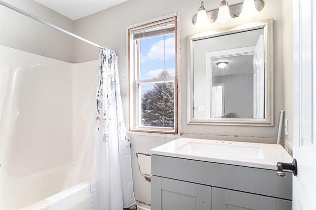 Builiding view twenty seven for 7120 Russet, Rockford, MI. 49341