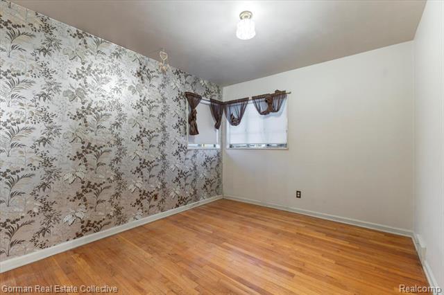 Builiding view eight for 730 Eastlawn, Madison Heights, MI. 48071