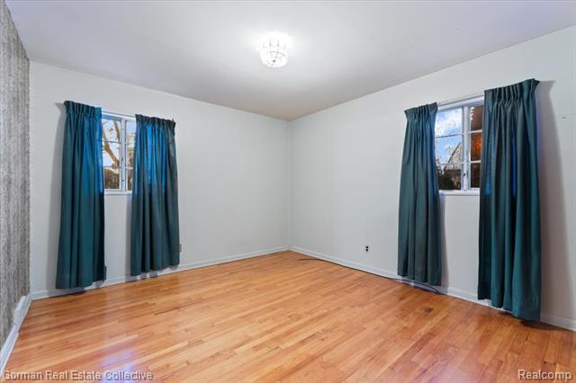 Builiding view twelve for 730 Eastlawn, Madison Heights, MI. 48071