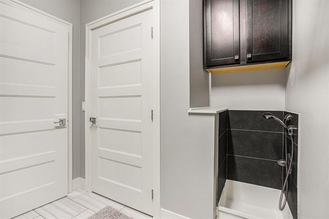 Builiding view sixteen for 3620 Northfield, Kalamazoo, MI. 49009