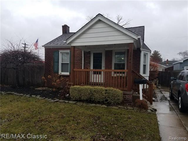 front view for 3324 Oakshire Ave, Berkley, Mi. 48072
