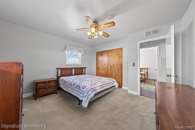 Builiding view twelve for 3296 Cumberland, Berkley, MI. 48072