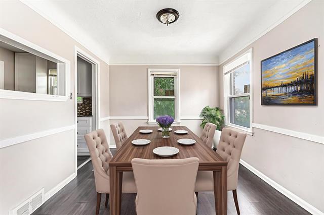 Builiding view six for 18093 Mendota, Detroit, MI. 48221