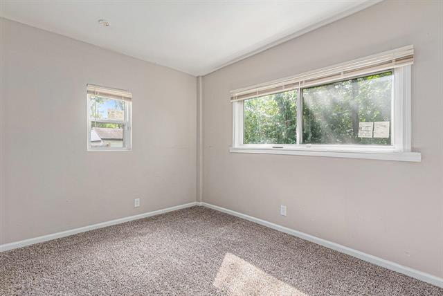 Builiding view sixteen for 18093 Mendota, Detroit, MI. 48221