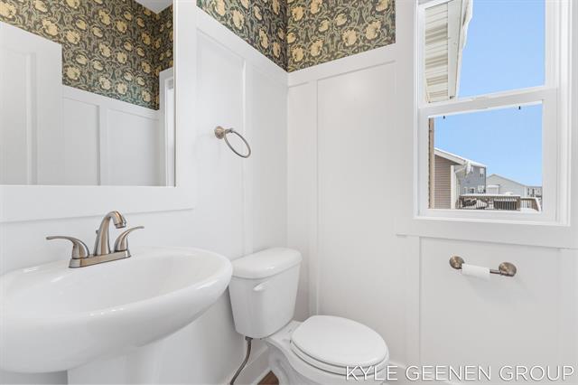 Builiding view nineteen for 6291 High Queen, Allendale, MI. 49401