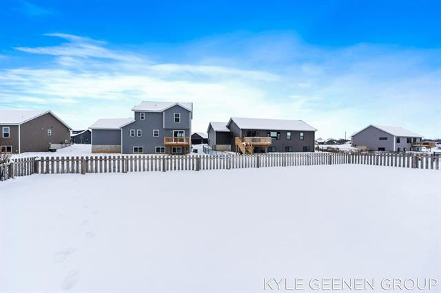 Builiding view thirty two for 6291 High Queen, Allendale, MI. 49401