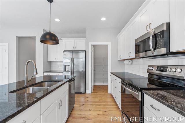 Builiding view two for 6291 High Queen, Allendale, MI. 49401