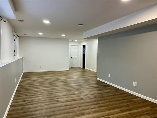 Builiding view nine for 3315 142Nd, Holland, MI. 49424