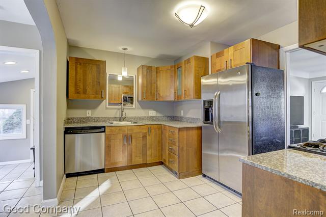 Builiding view five for 1406 Ferris, Royal Oak, MI. 48067