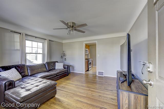 Builiding view one for 1406 Ferris, Royal Oak, MI. 48067