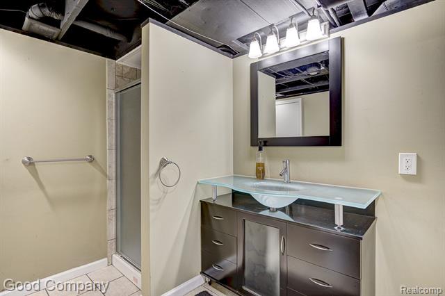 Builiding view thirty for 1406 Ferris, Royal Oak, MI. 48067