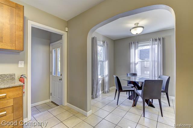 Builiding view twelve for 1406 Ferris, Royal Oak, MI. 48067