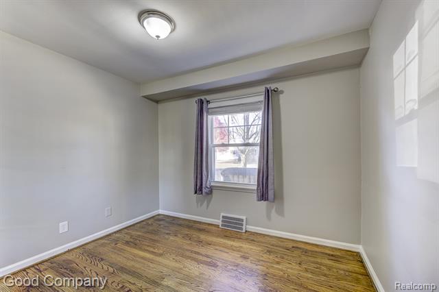 Builiding view twenty five for 1406 Ferris, Royal Oak, MI. 48067