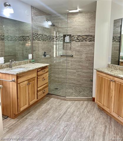 Builiding view twenty for 5012 Vista Bay Trail, Goodrich, MI. 48438